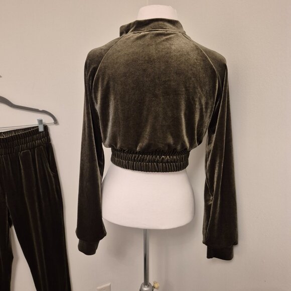 Portobello Velvet Cropped Jacket with Jogging Pants Junior L - Picture 2 of 9